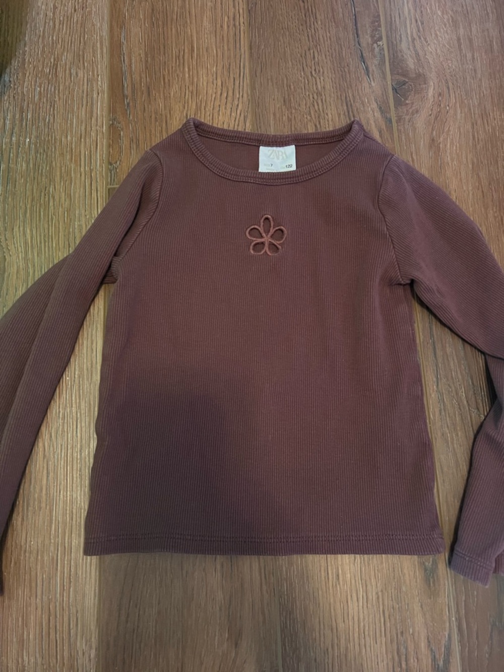 Zara Kids Long-Sleeve Ribbed Top in Deep Brown with Flower Applique